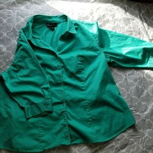 Mint 3/4 sleeve dress shirt